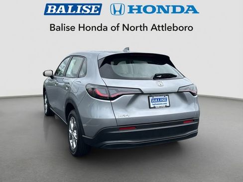 Used 2023 Honda HR-V LX image 3