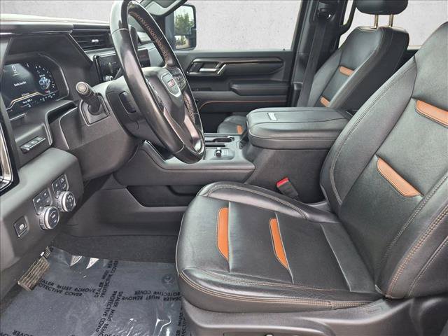 Used 2025 GMC Sierra 2500 AT4 w/ AT4 Premium Plus Package AWD/4WD image 16