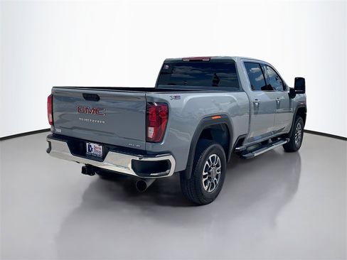Used 2025 GMC Sierra 2500 SLE w/ SLE Value Package; image 6