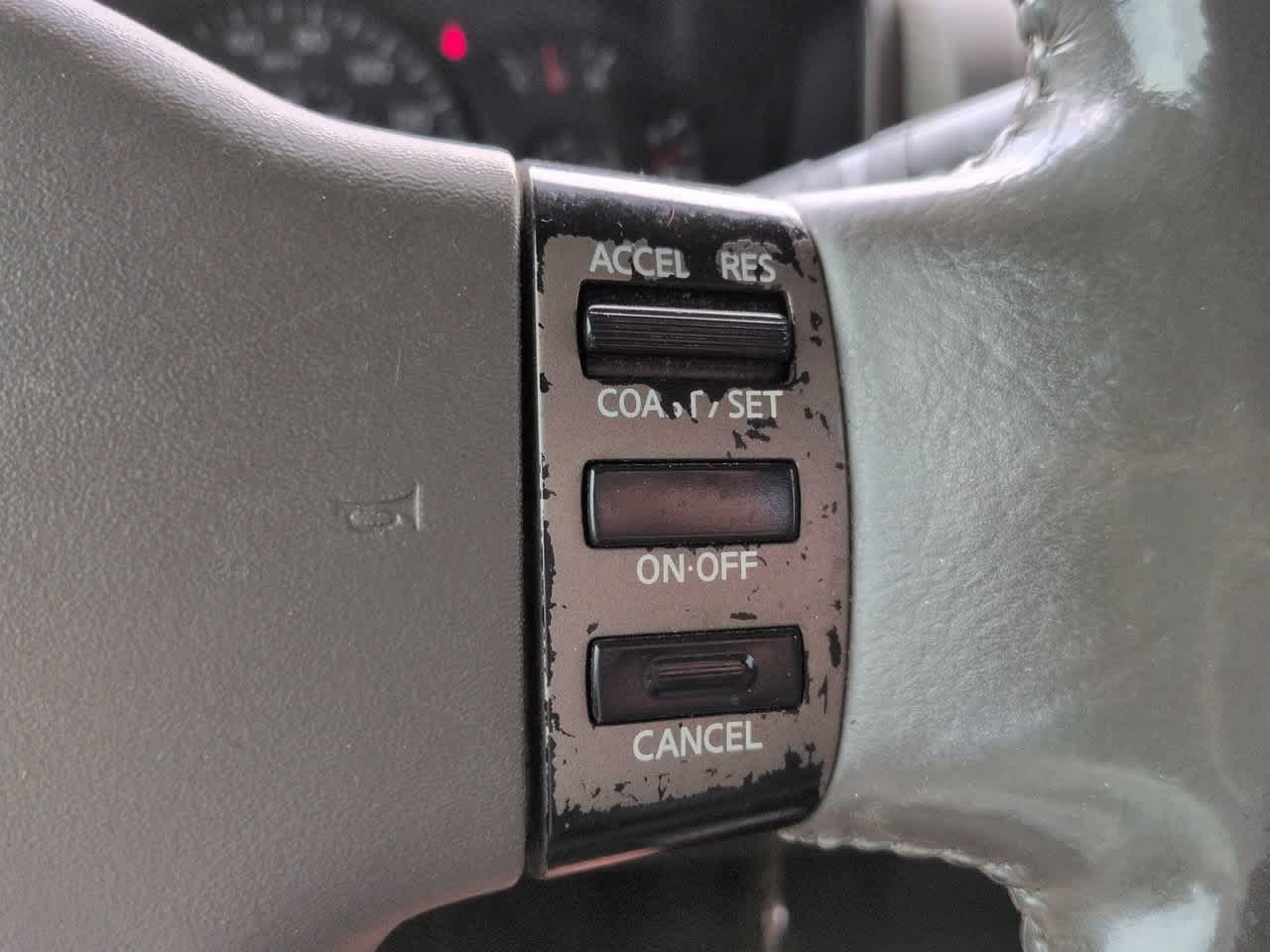 Used 2006 Nissan Armada LE w/ (U06) Technology Pkg (LE) RWD image 25