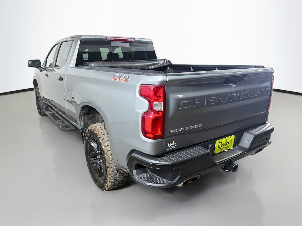 Used 2024 Chevrolet Silverado 1500 LT Trail Boss w/ Convenience Package II AWD/4WD image 8