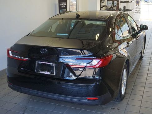 Used 2025 Toyota Camry LE FWD image 14