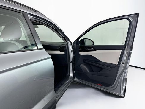 Used 2025 Volkswagen Taos S FWD image 30