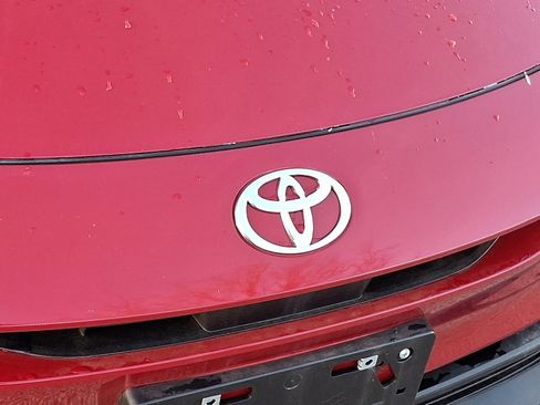 Used 2024 Toyota Prius LE image 30