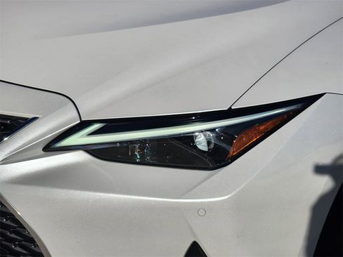 Used 2023 Lexus IS 300 w/ Comfort Package image 9