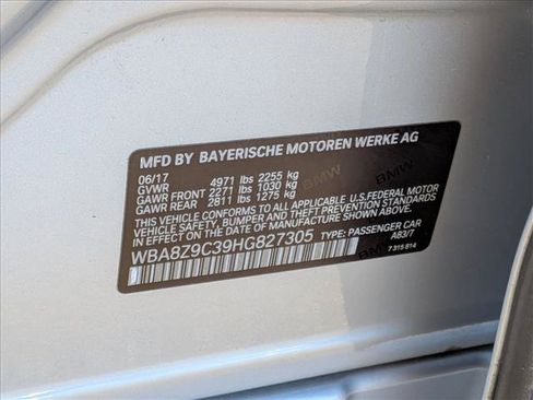 Used 2017 BMW 330i xDrive AWD/4WD image 26