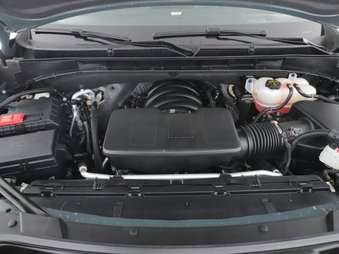 Used 2025 Cadillac Escalade ESV Premium Luxury w/ Touring Package image 15