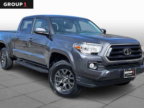 Used 2023 Toyota Tacoma SR5 w/ Black Out Package (TMS) image 3