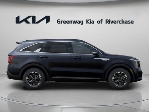 New 2026 Kia Sorento S FWD image 9
