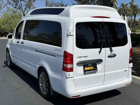 Used 2020 Mercedes-Benz Metris Passenger image 2