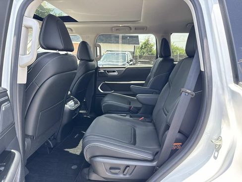 Certified 2025 INFINITI QX80 Luxe AWD/4WD image 16