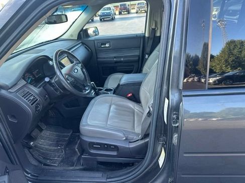 Used 2016 Ford Flex SEL w/ Equipment Group 202A AWD/4WD image 12