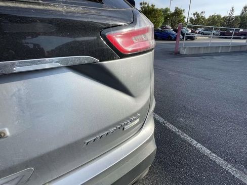Used 2020 Ford Edge Titanium w/ Equipment Group 301A image 12