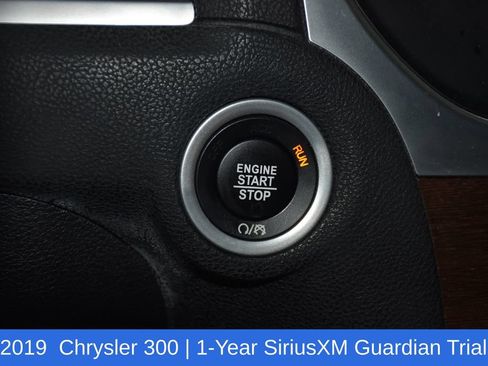 Used 2019 Chrysler 300 C w/ Harman/Kardon Audio Group RWD image 13