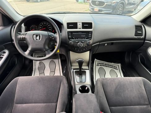 Used 2004 Honda Accord EX image 25