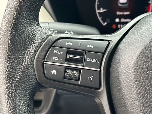 Used 2023 Honda HR-V LX image 28