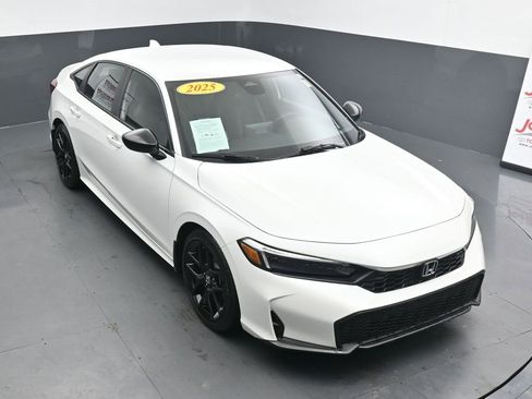 Used 2025 Honda Civic Sport image 24