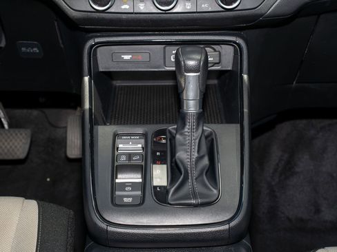 Certified 2025 Honda CR-V LX image 25