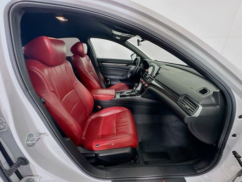 Used 2021 Honda Accord Sport image 28