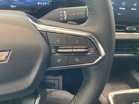 New 2026 Chevrolet Equinox LT w/ Convenience Package II image 18