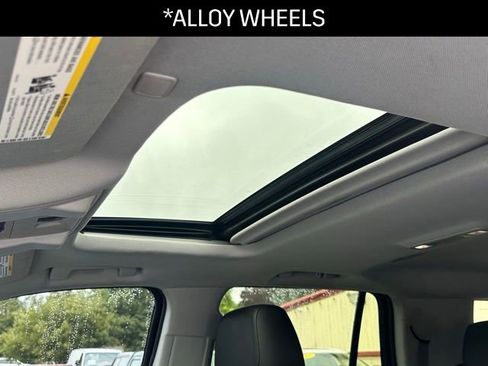 Used 2020 Cadillac Escalade Luxury image 17