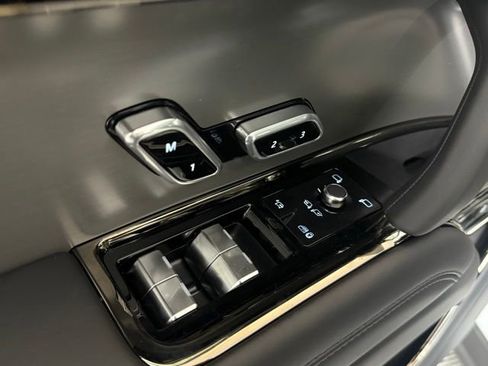 New 2025 Land Rover Range Rover Sport Dynamic SE image 28