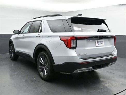 New 2026 Ford Explorer Active w/ Active Comfort Package image 11