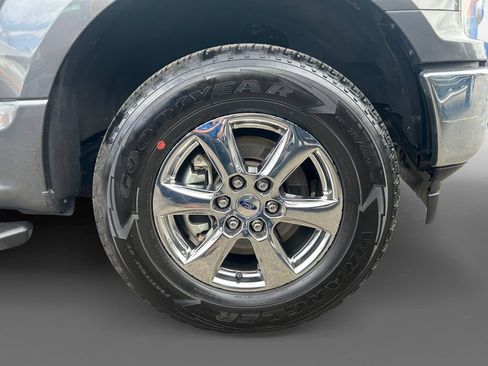 Used 2018 Ford F150 XLT w/ Equipment Group 301A Mid AWD/4WD image 15