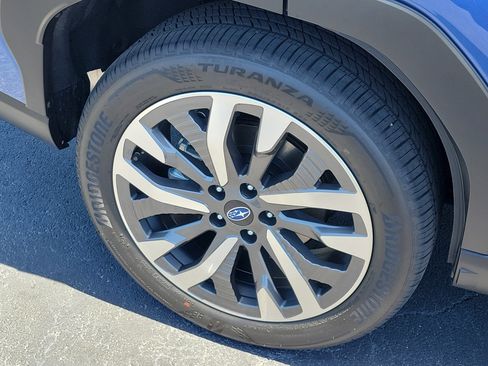 Used 2025 Subaru Forester Touring image 10