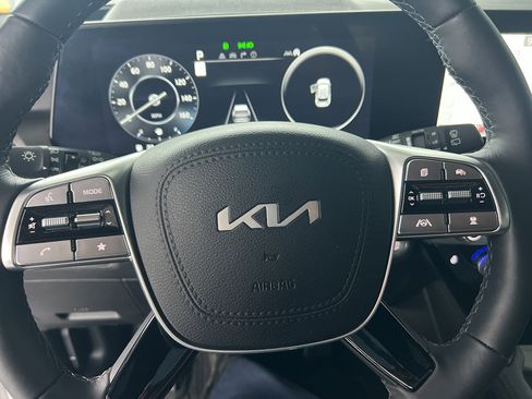 Used 2024 Kia Telluride SX Prestige X-Pro image 16