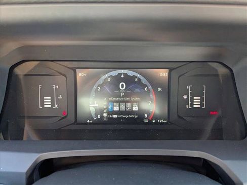 Used 2025 Toyota Tacoma SR5 AWD/4WD image 12
