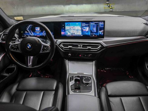 Used 2023 BMW 330i Sedan w/ M Sport Package RWD image 15