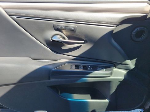 Used 2021 Lexus ES 350 F Sport w/ Accessory Package 2 FWD image 18