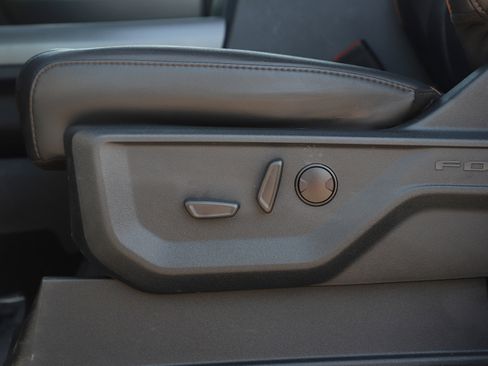 Used 2026 Ford F350 Lariat AWD/4WD image 29