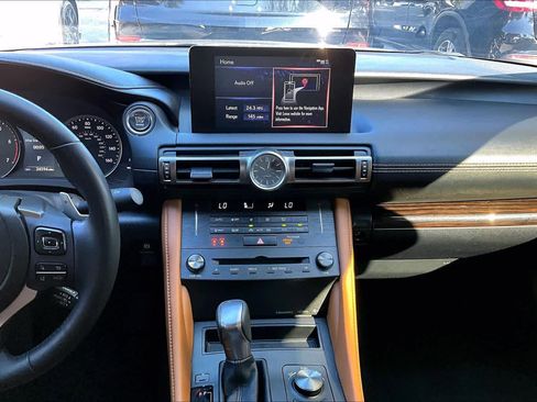Used 2023 Lexus RC 300 image 6