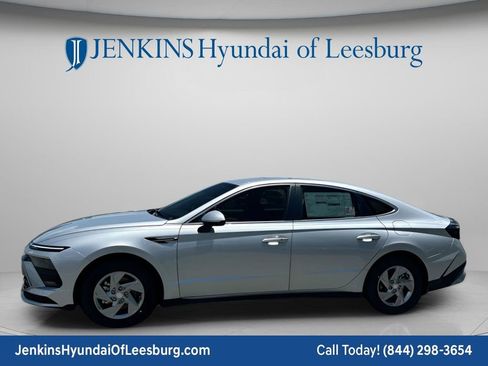 New 2026 Hyundai Sonata SE FWD image 10