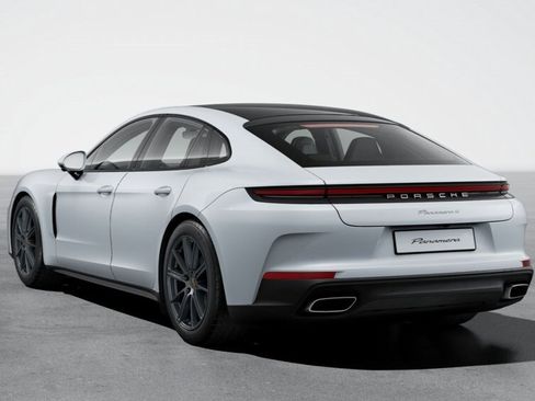 New 2026 Porsche Panamera 4 image 3