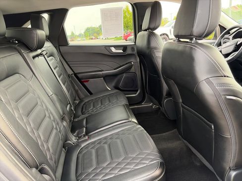 Used 2024 Ford Escape Platinum w/ Premium Technology Package AWD/4WD image 33