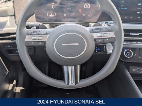 Certified 2024 Hyundai Sonata SEL AWD/4WD image 18