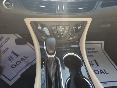 Used 2018 Buick Envision Preferred FWD image 10