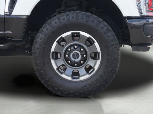 Used 2024 Ford F250 King Ranch w/ Tremor Off-Road Package AWD/4WD image 4