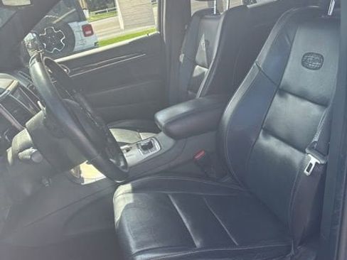 Used 2014 Jeep Grand Cherokee Overland w/ Advanced Technology Group image 12