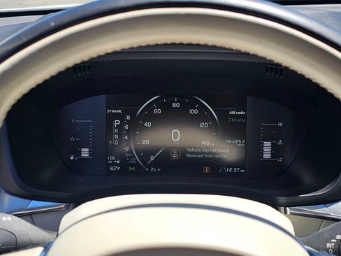 Used 2019 Volvo XC60 T5 Momentum w/ Premium Package FWD image 27