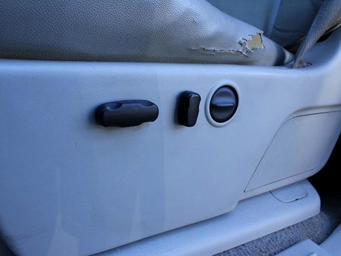 Used 2007 GMC Sierra 1500 SLT w/ SLE/SLT Trailering Package image 10