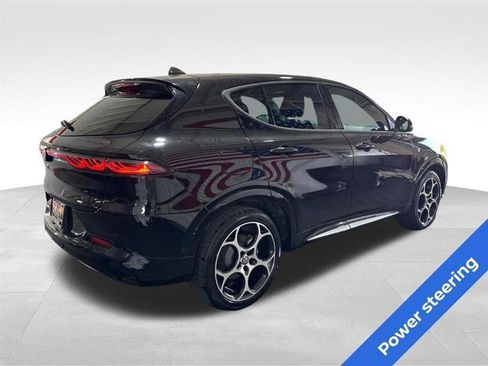 Used 2024 Alfa Romeo Tonale Ti AWD/4WD image 5