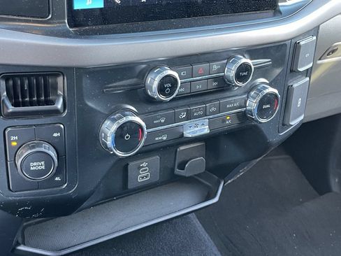 Used 2025 Ford F150 XLT w/ Equipment Group 301A Standard AWD/4WD image 27