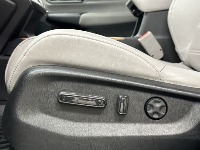 Used 2020 Honda CR-V Touring image 27