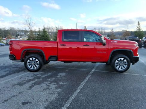 Certified 2025 Chevrolet Silverado 2500 Custom w/ Custom Value Package image 4