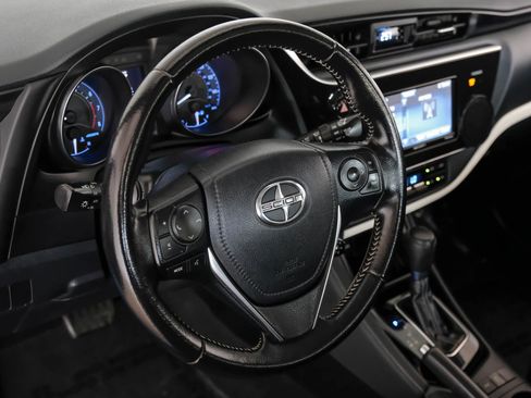 Used 2016 Scion iM Hatchback 4D image 18