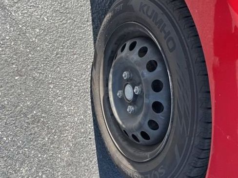 Used 2021 Mitsubishi Mirage ES image 9